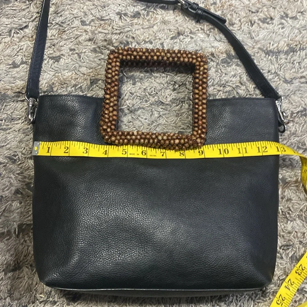 J.Jill Elegant Black pebbled Leather Bag with Wooden Handle - Picture 10 of 14